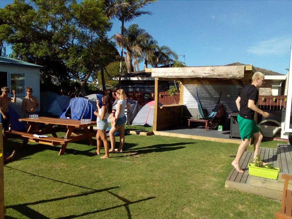 แอปเปิ้ล ทรี แบ็คแพ๊คเกอร์ Hostel ตาอูรังกา ภายนอก รูปภาพ