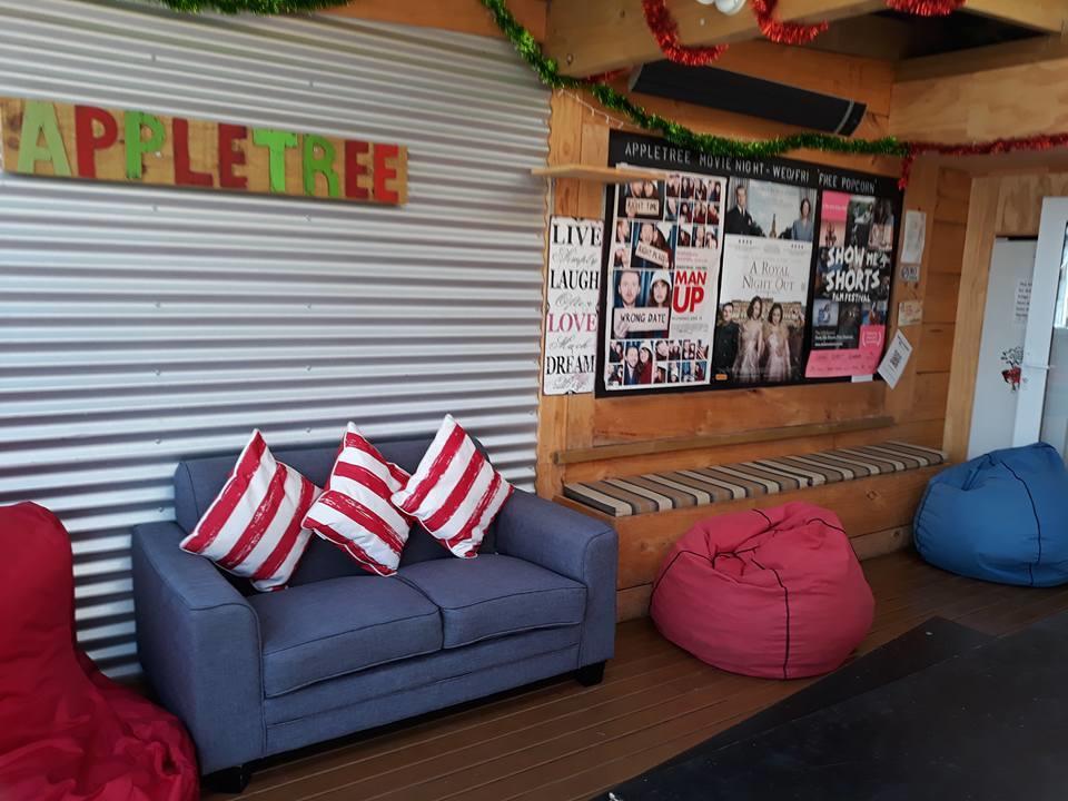 แอปเปิ้ล ทรี แบ็คแพ๊คเกอร์ Hostel ตาอูรังกา ภายนอก รูปภาพ