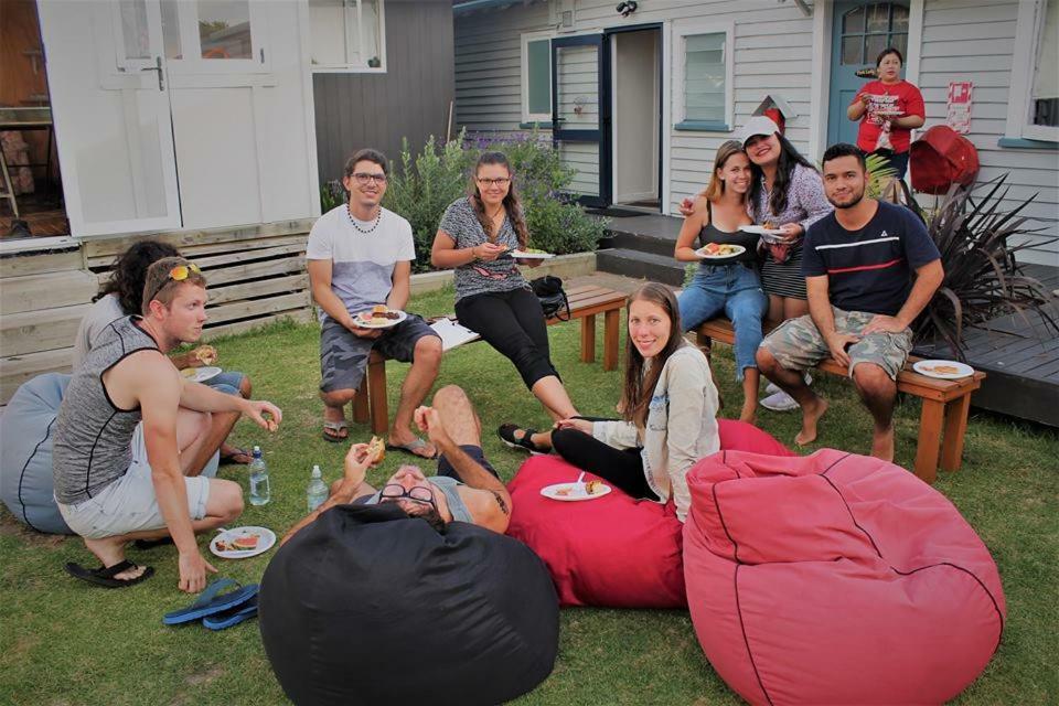 แอปเปิ้ล ทรี แบ็คแพ๊คเกอร์ Hostel ตาอูรังกา ภายนอก รูปภาพ