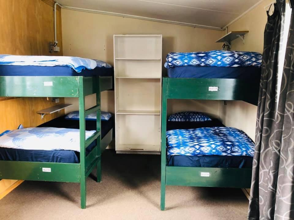 แอปเปิ้ล ทรี แบ็คแพ๊คเกอร์ Hostel ตาอูรังกา ภายนอก รูปภาพ